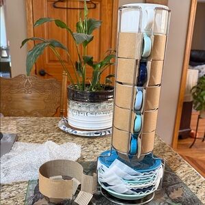 Stylish Coffee Cup Holder with Assorted saucers to match Colors. New
